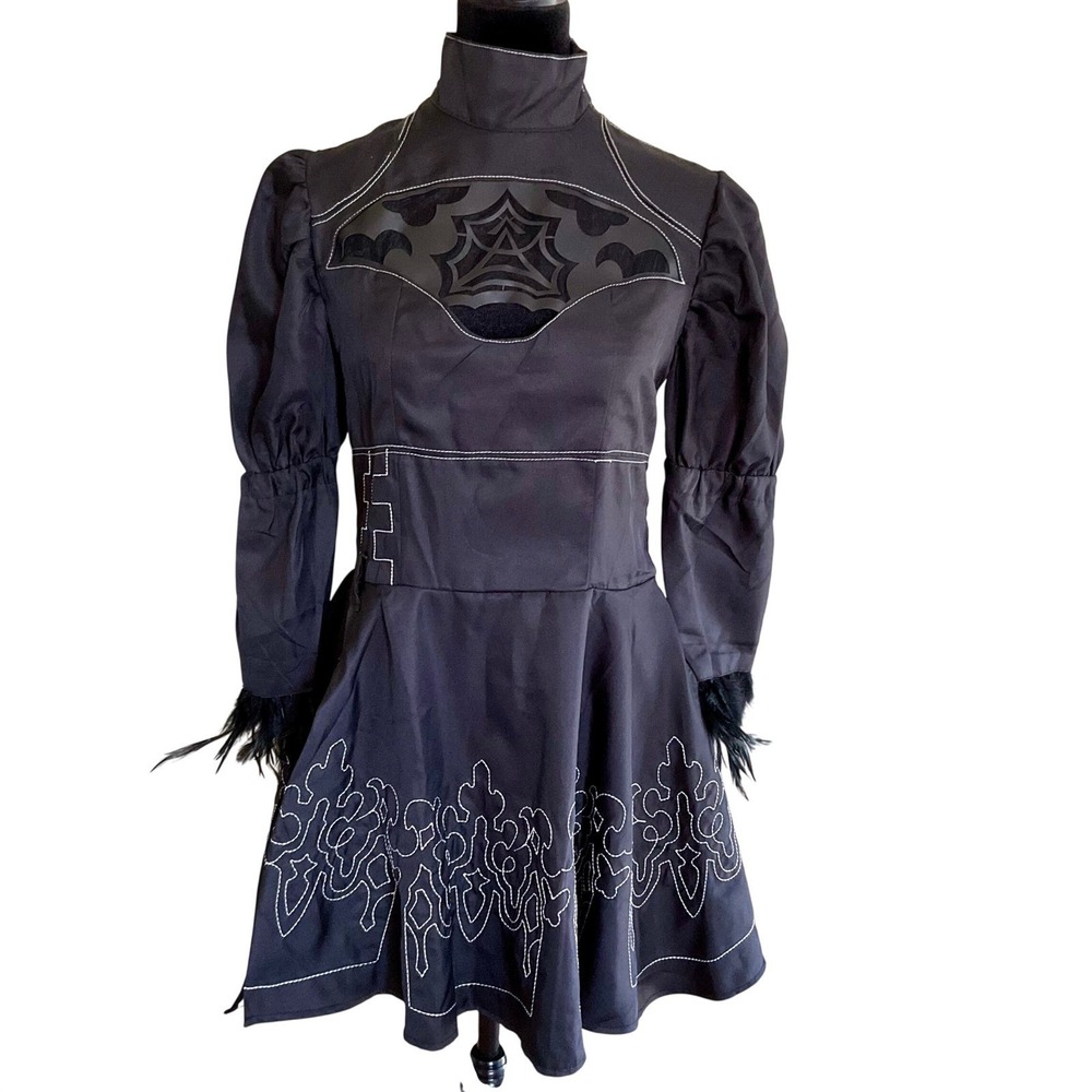 NWOT 2B NieR Automata Cosplay Dress Costume Gothic Lolita Feather Cuff Black XL